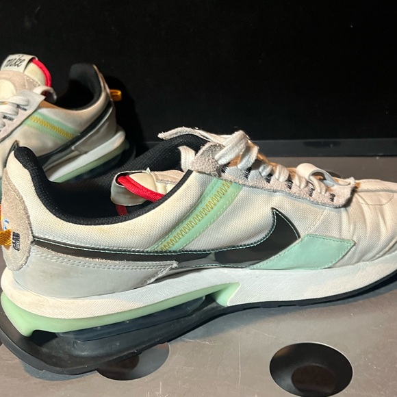 Nike Air Max - Picture 6 of 16